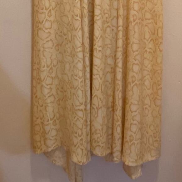Faithful and brand Delia midi dress size L fits like a M - Picture 7 of 7